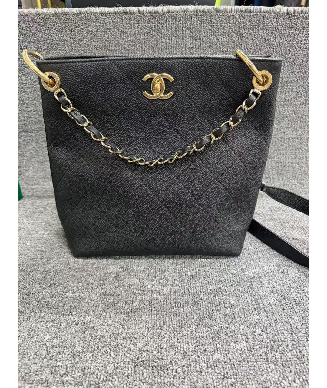 CHANEL Черная кожаная сумка через плечо, фото 2