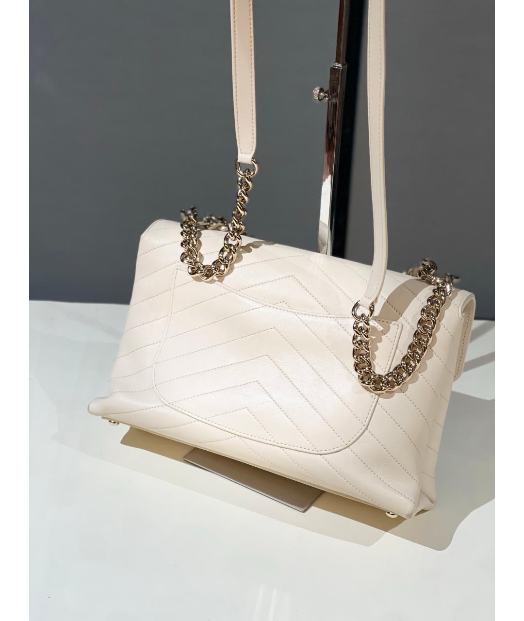 CHANEL Белая кожаная сумка через плечо, фото 4