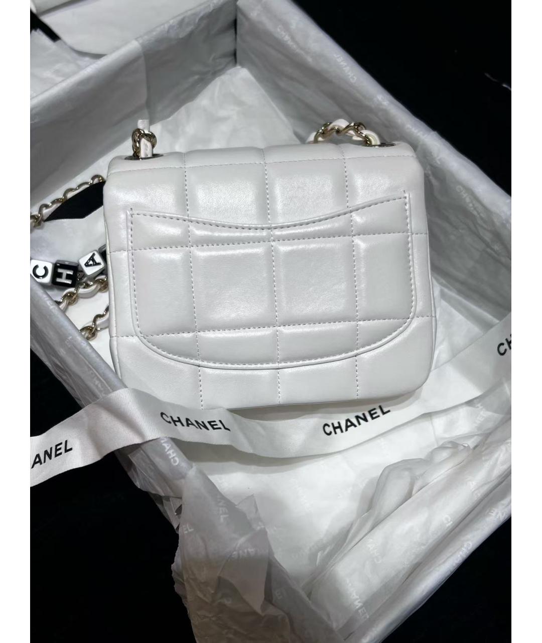 CHANEL Белая кожаная сумка через плечо, фото 4