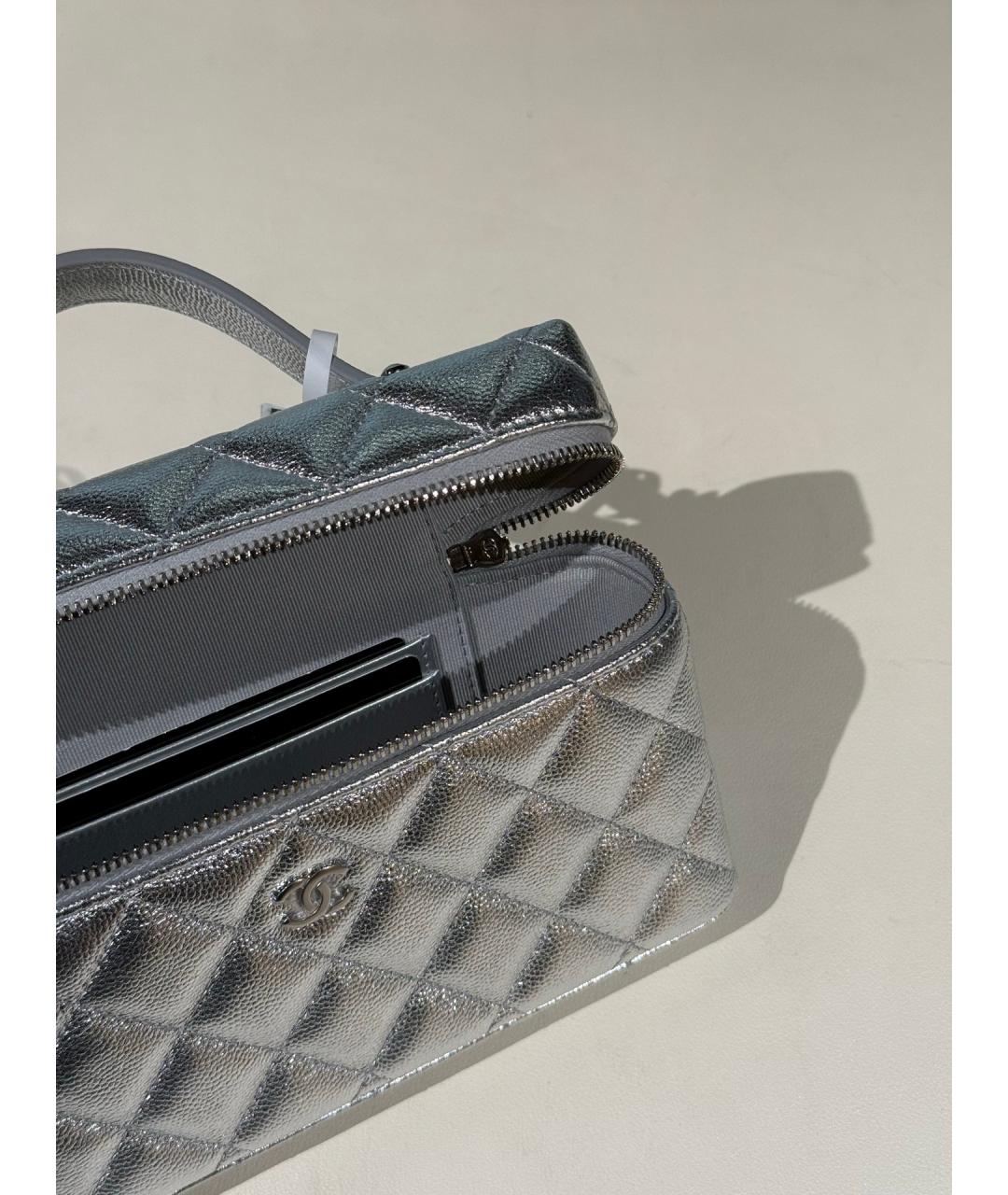 CHANEL Серебряная кожаная сумка через плечо, фото 9