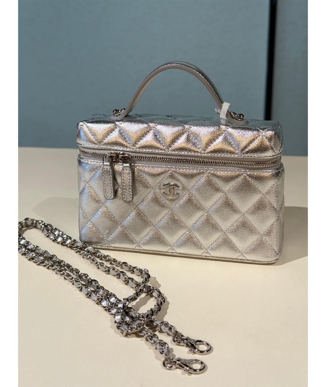 CHANEL Серебряная кожаная сумка через плечо, фото 3