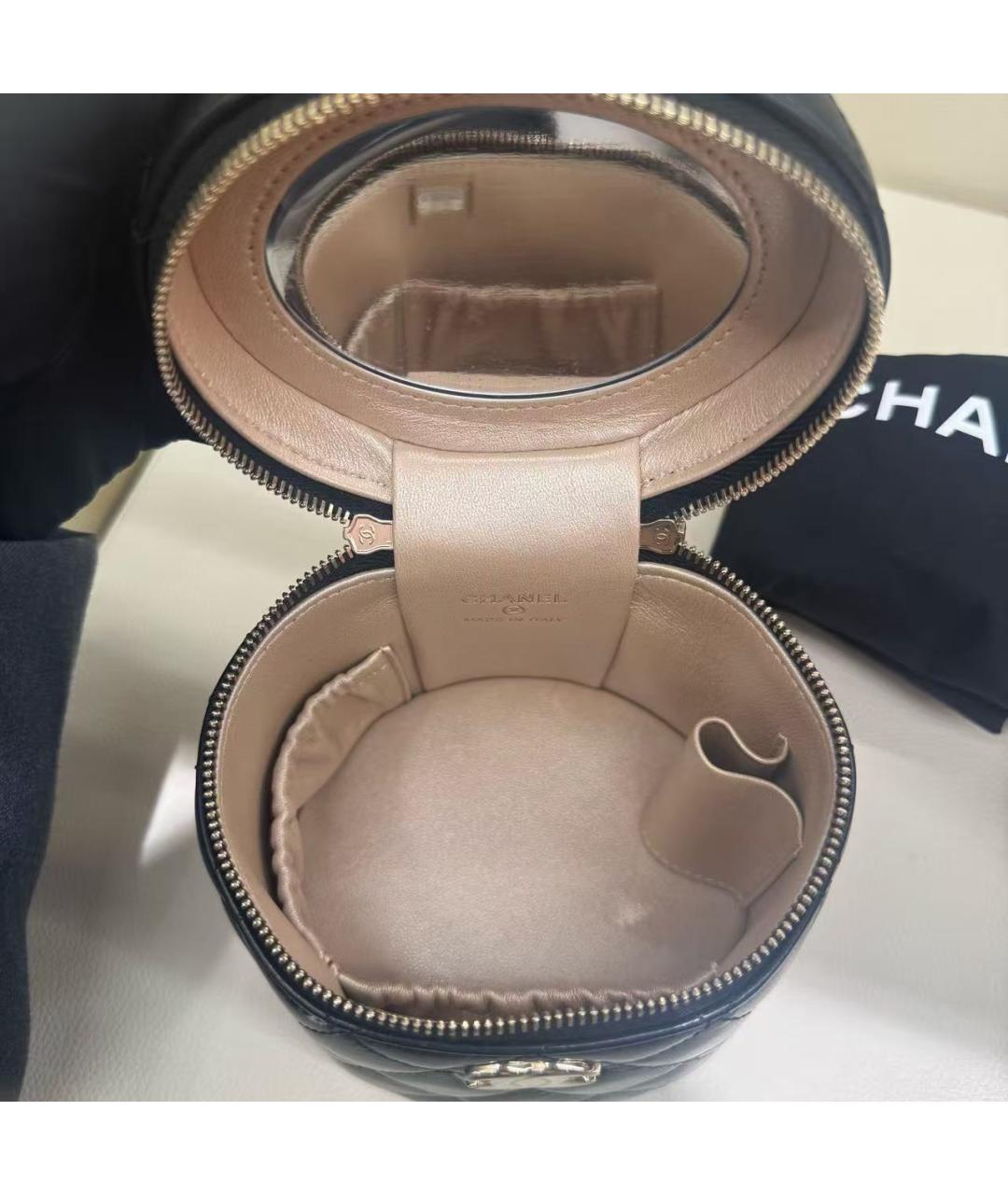 CHANEL Черная кожаная сумка с короткими ручками, фото 5