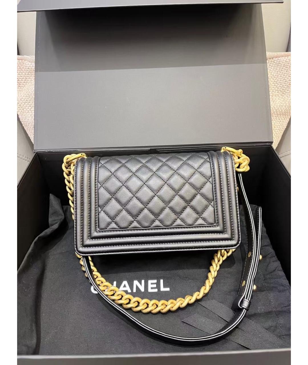 CHANEL Черная кожаная сумка через плечо, фото 2