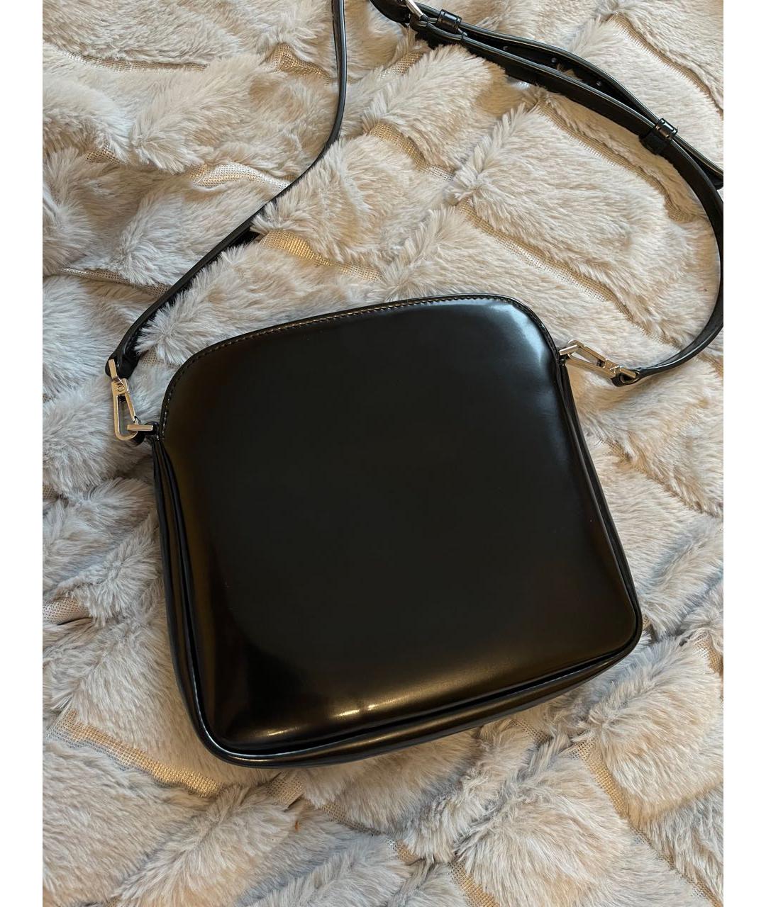 SAINT LAURENT Черная сумка на плечо из лакированной кожи, фото 3