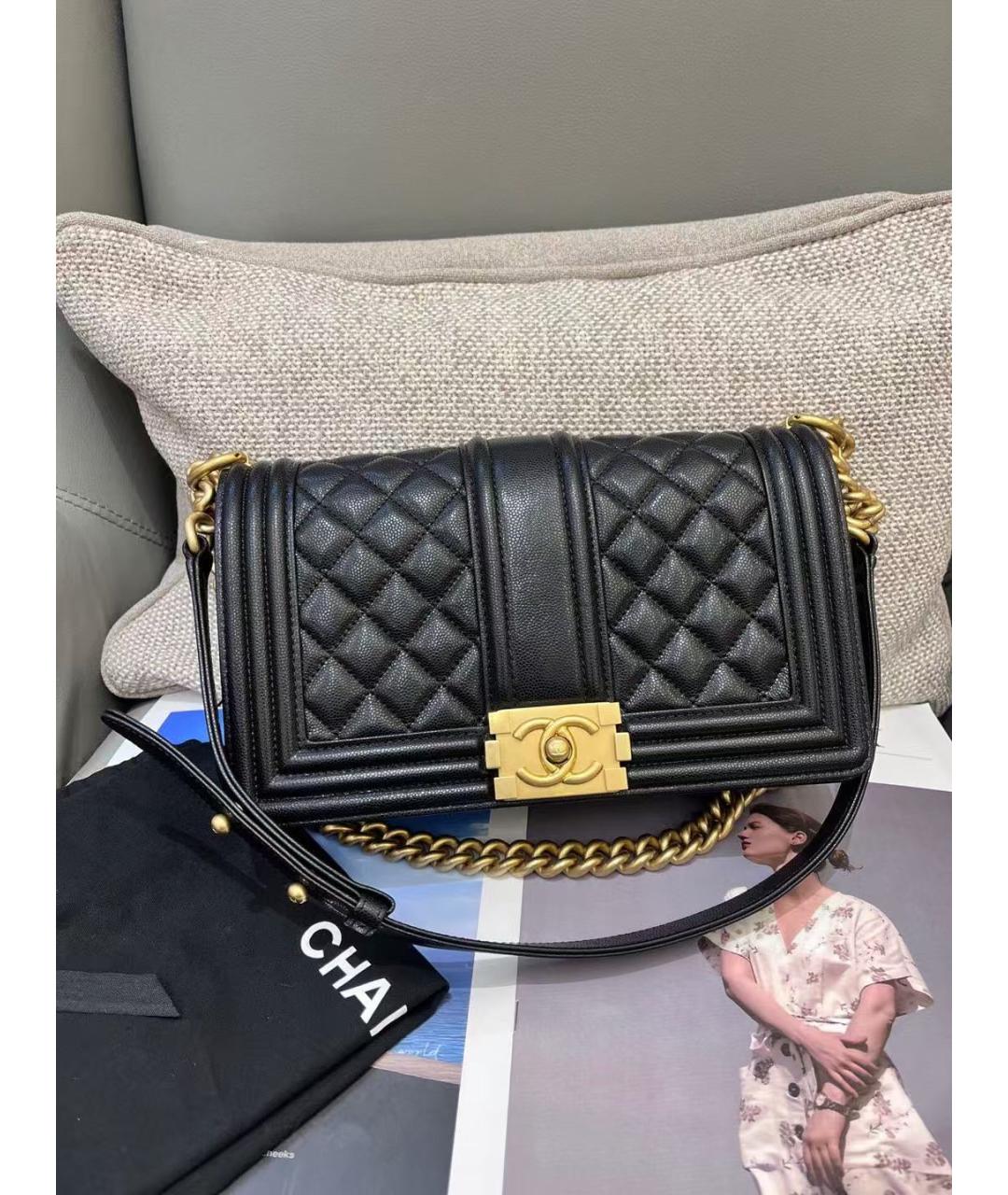 CHANEL Черная кожаная сумка через плечо, фото 6