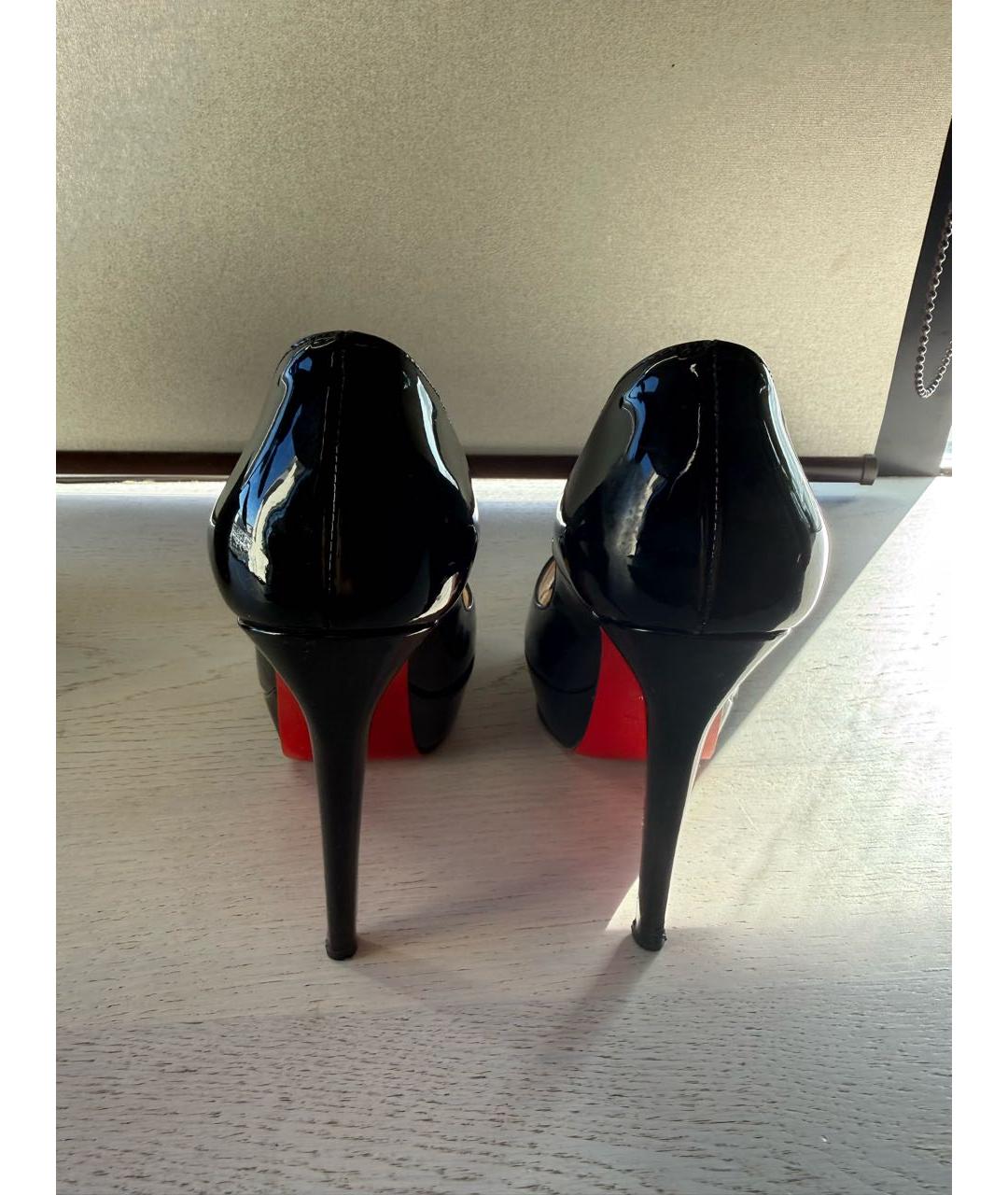 CHRISTIAN LOUBOUTIN Черные туфли из лакированной кожи, фото 6