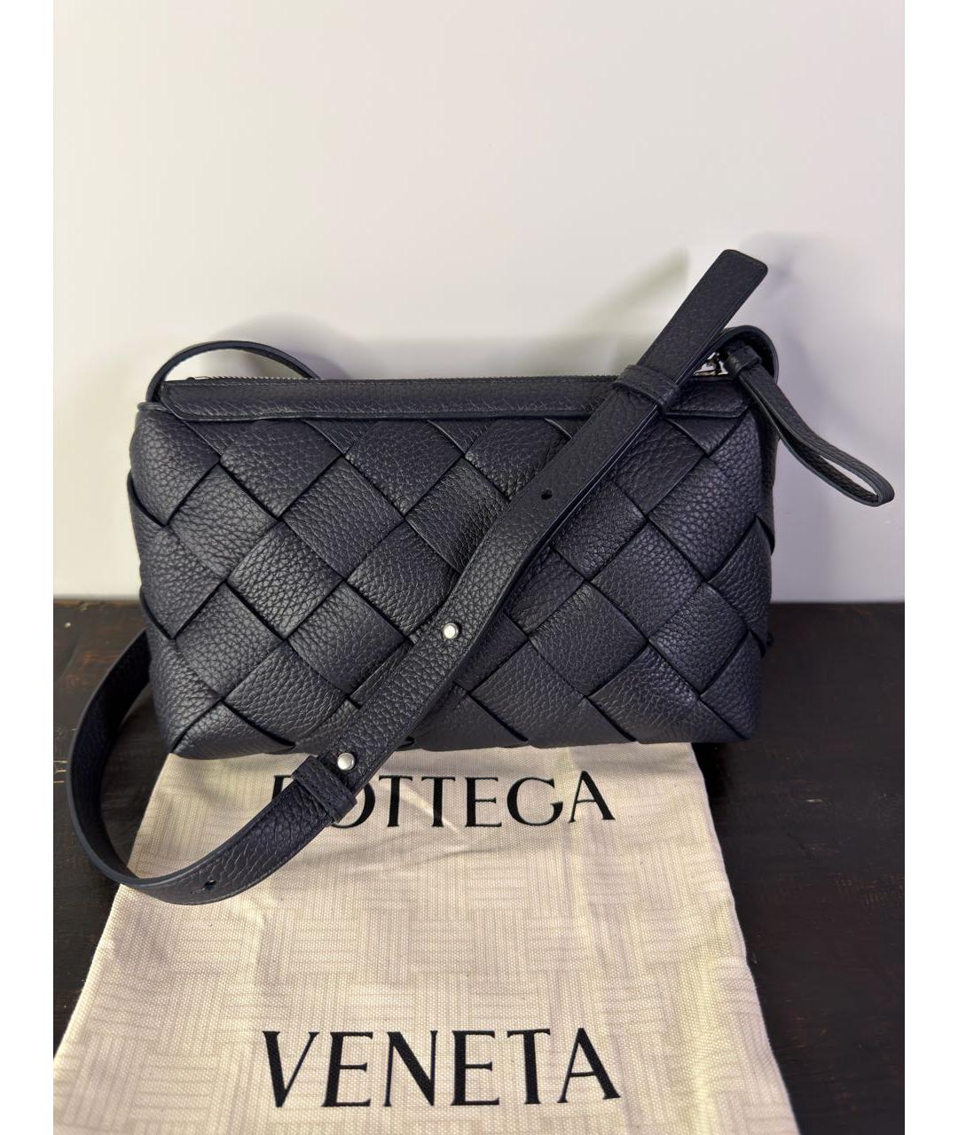 BOTTEGA VENETA Темно-синяя кожаная сумка на плечо, фото 3