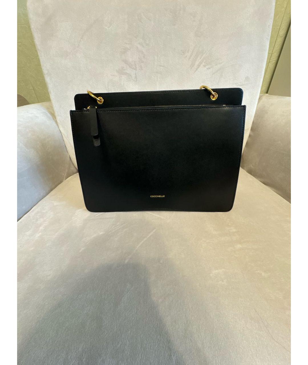 COCCINELLE Черная кожаная сумка с короткими ручками, фото 3