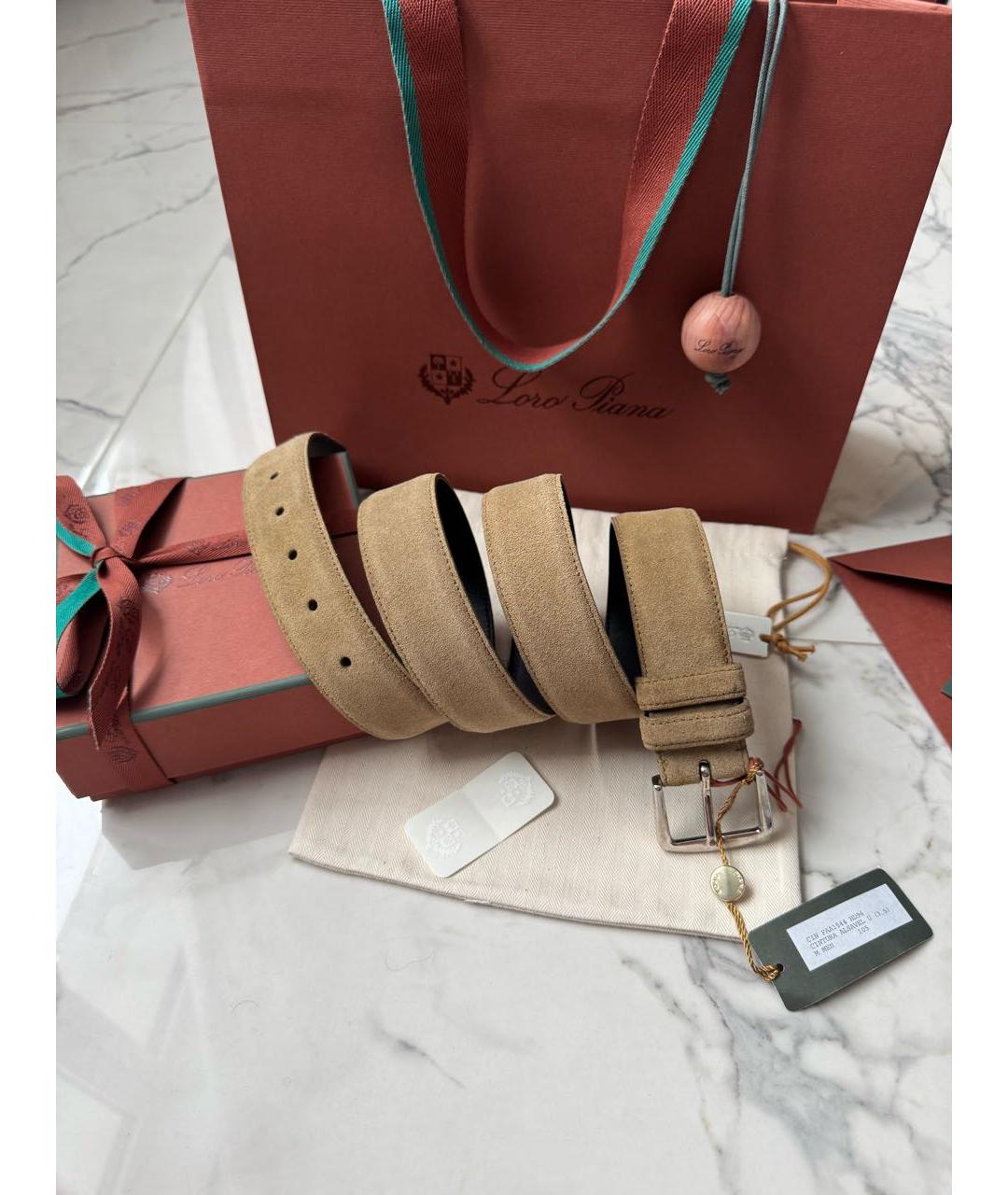 LORO PIANA Бежевый замшевый ремень, фото 2