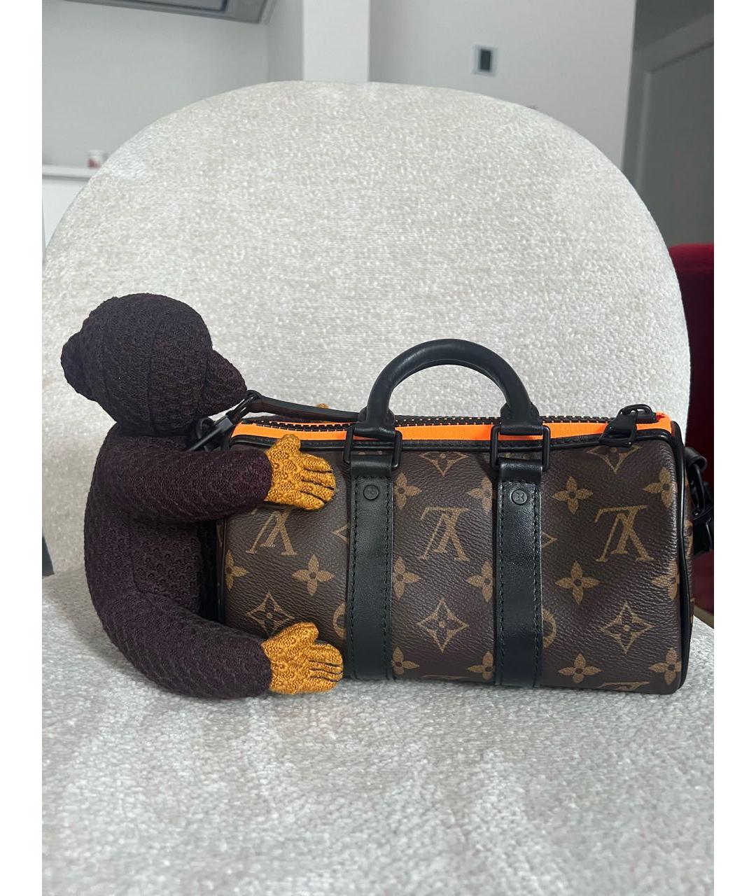 LOUIS VUITTON Коричневая сумка через плечо, фото 2