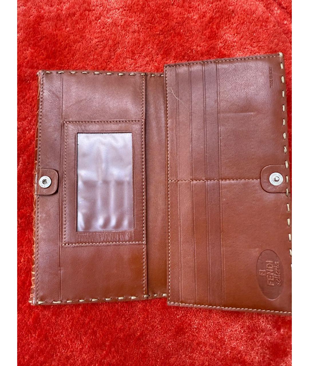 FENDI Коричневый кошелек из экзотической кожи, фото 3