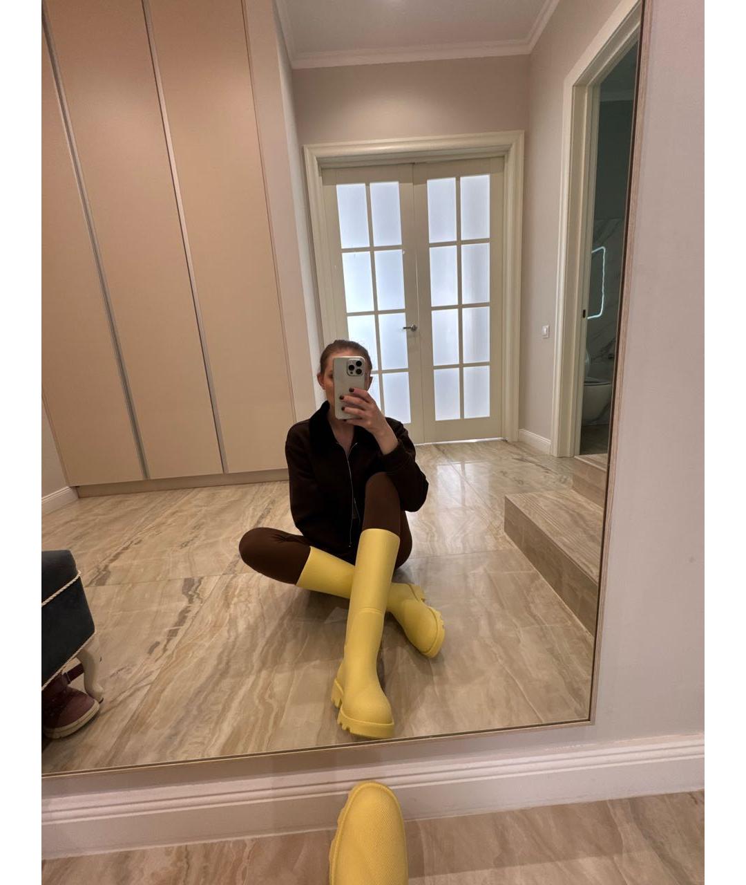 BURBERRY Желтые резиновые сапоги, фото 5