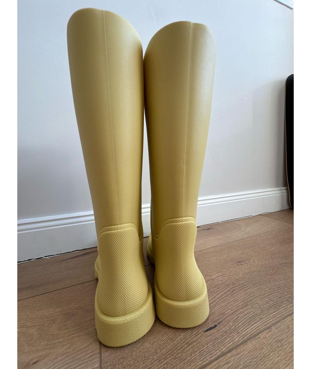 BURBERRY Желтые резиновые сапоги, фото 4