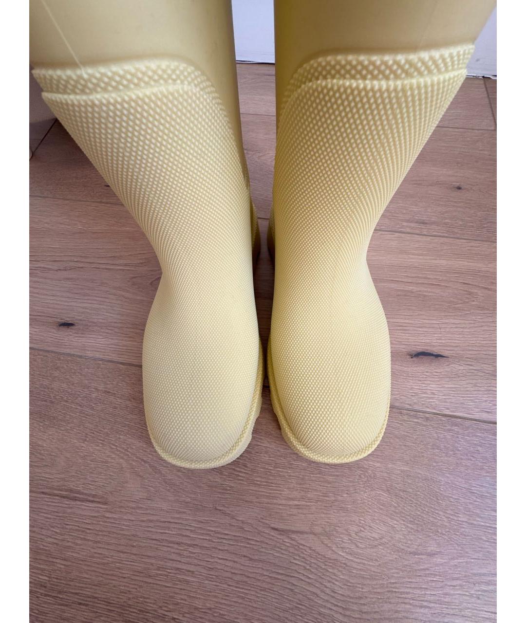 BURBERRY Желтые резиновые сапоги, фото 3