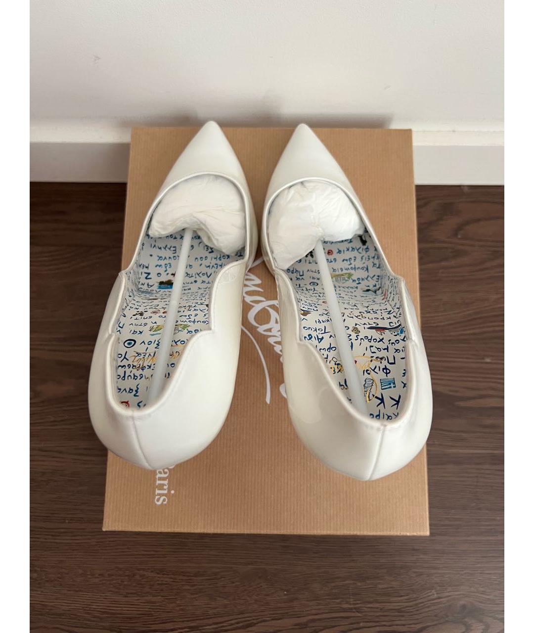 CHRISTIAN LOUBOUTIN Белые туфли из лакированной кожи, фото 3