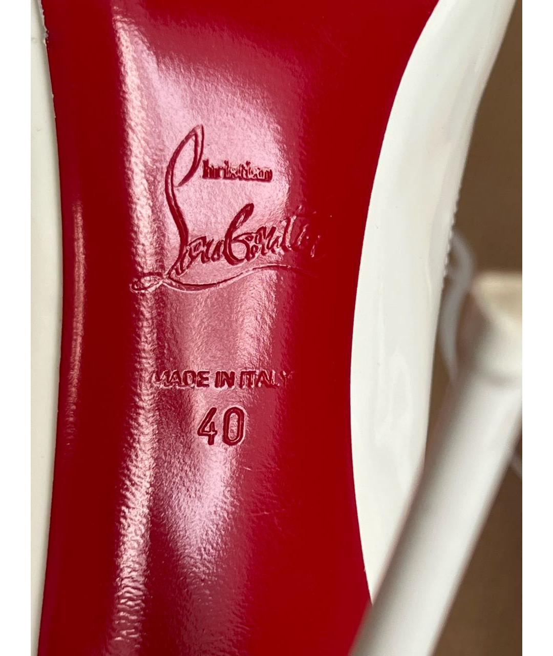 CHRISTIAN LOUBOUTIN Белые туфли из лакированной кожи, фото 5