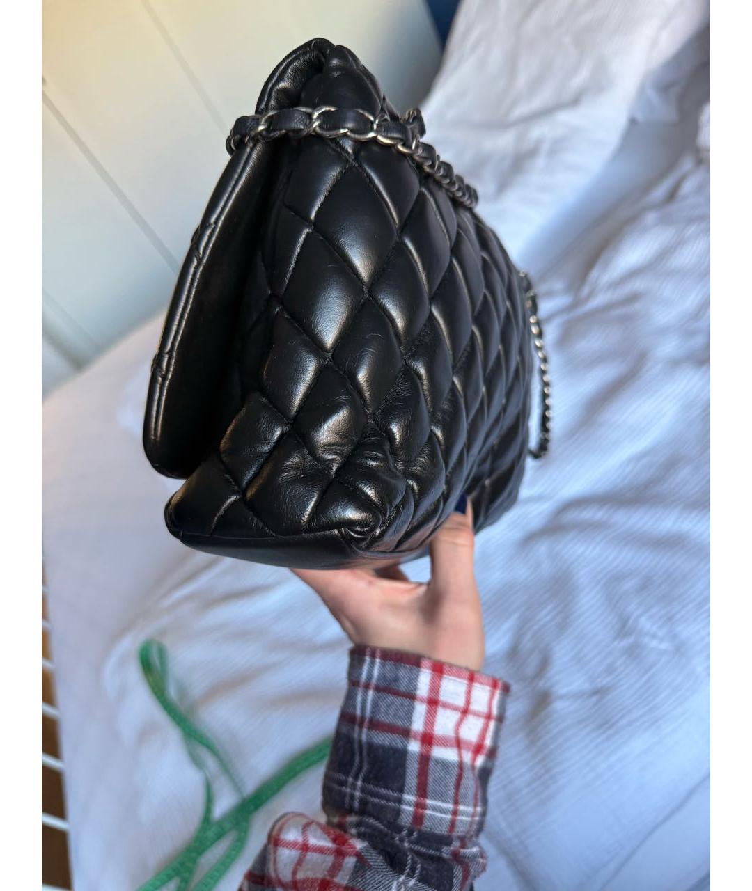 CHANEL Черная кожаная сумка через плечо, фото 8