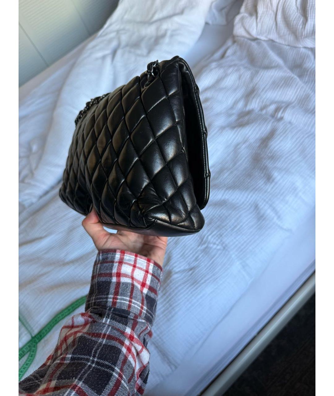 CHANEL Черная кожаная сумка через плечо, фото 2