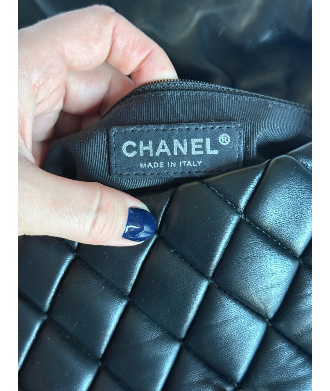 CHANEL Черная кожаная сумка через плечо, фото 6