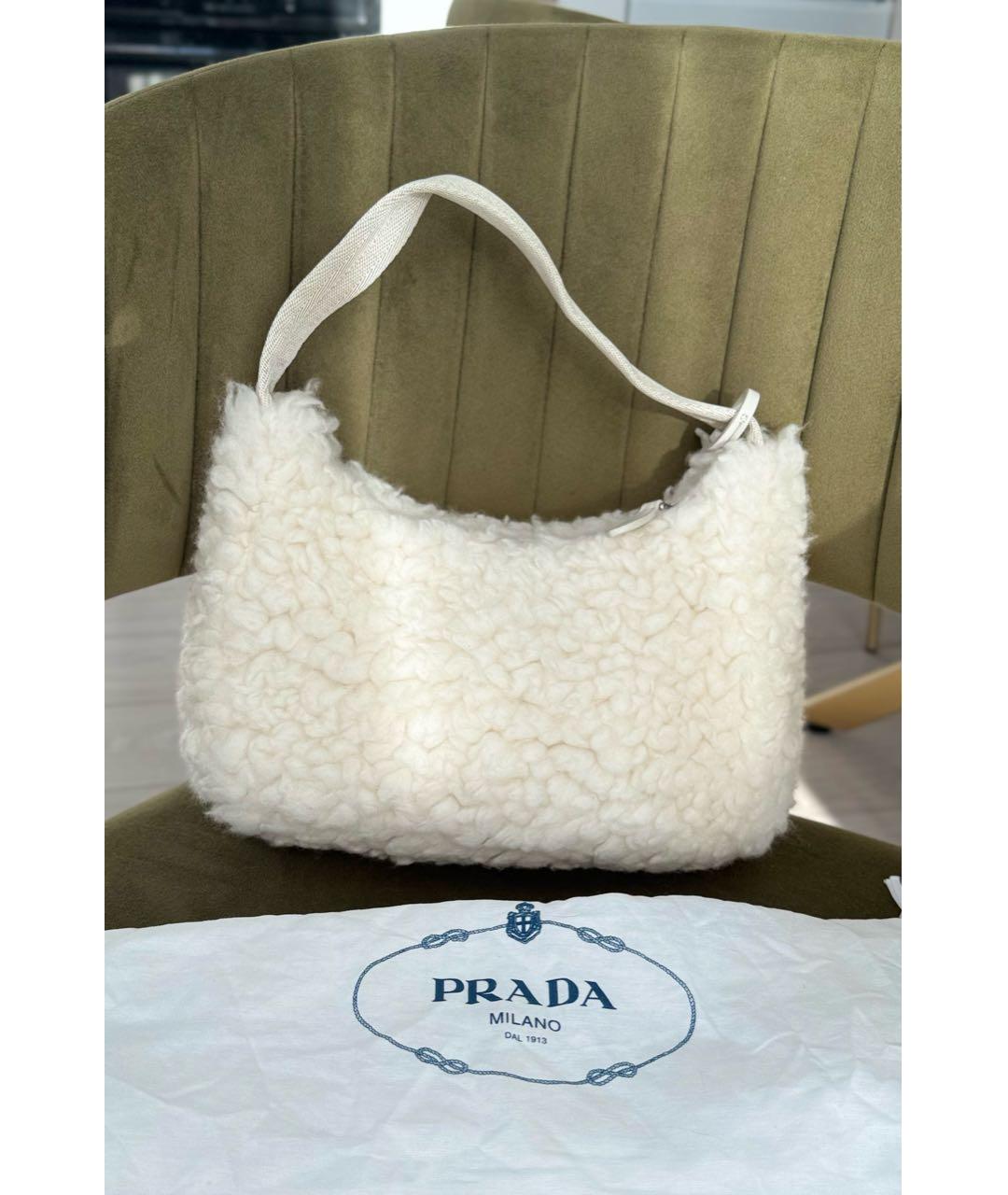 PRADA Белая шерстяная сумка с короткими ручками, фото 3