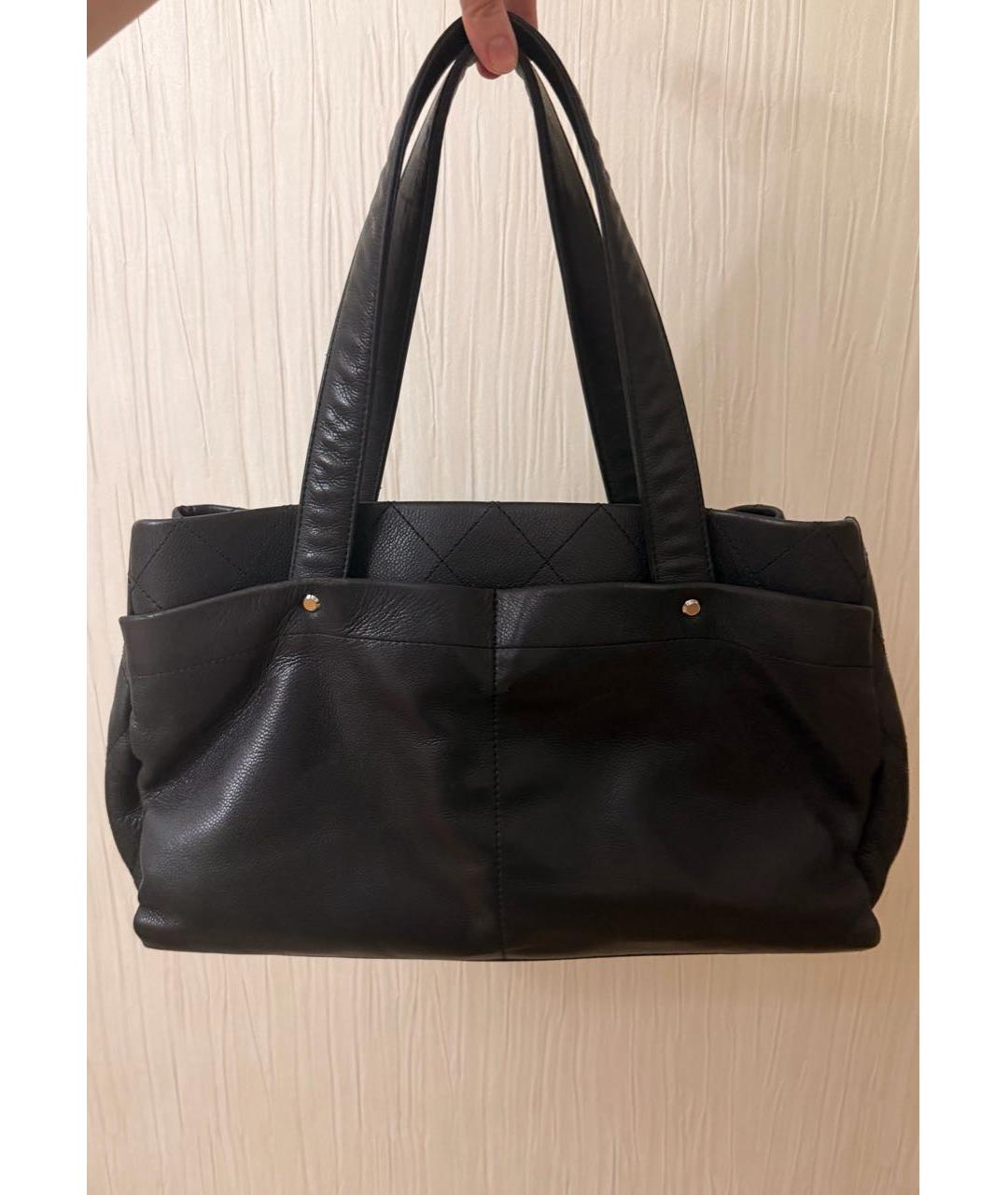CHANEL Черная кожаная сумка тоут, фото 2