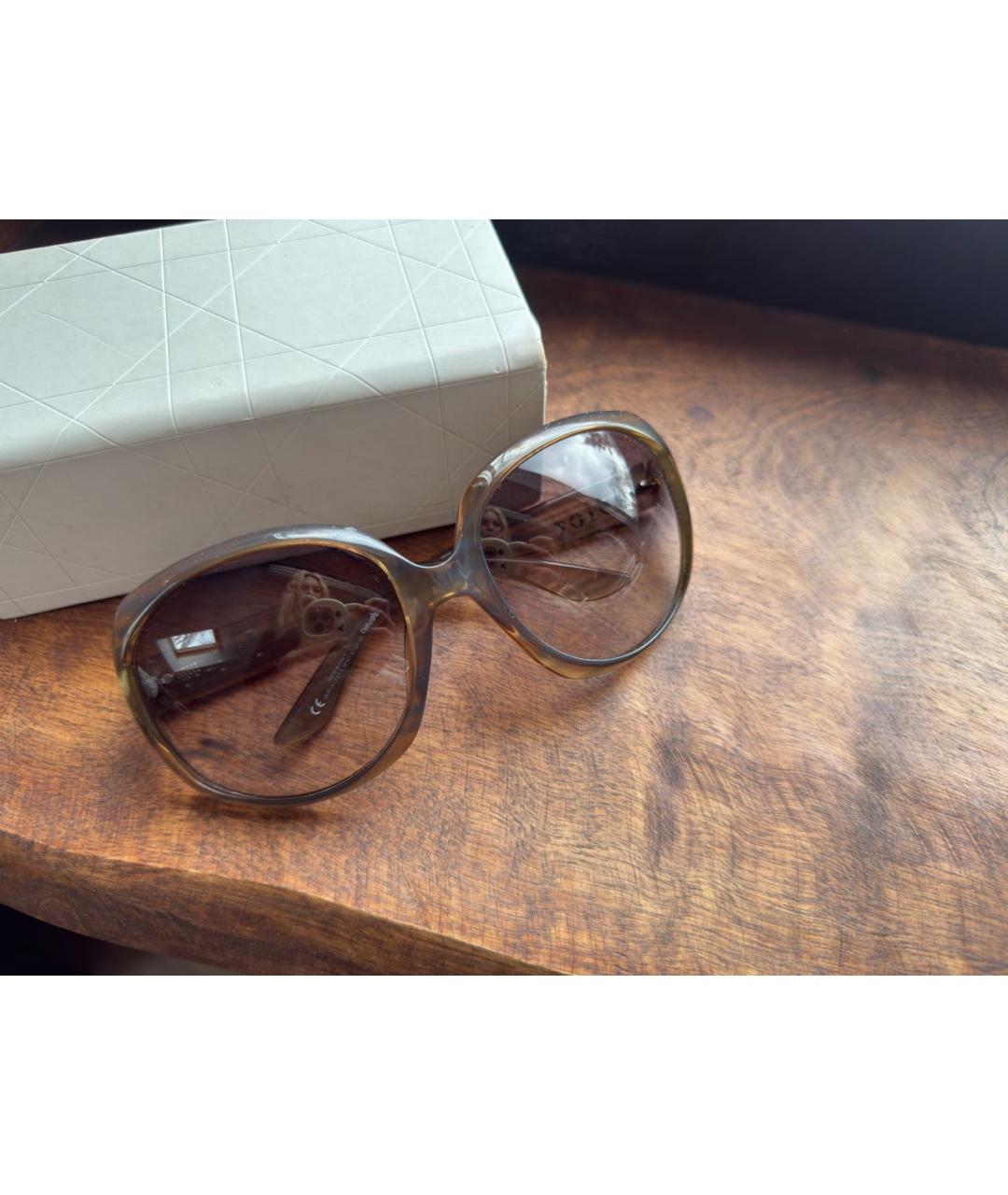 CHRISTIAN DIOR Коричневые пластиковые солнцезащитные очки, фото 6