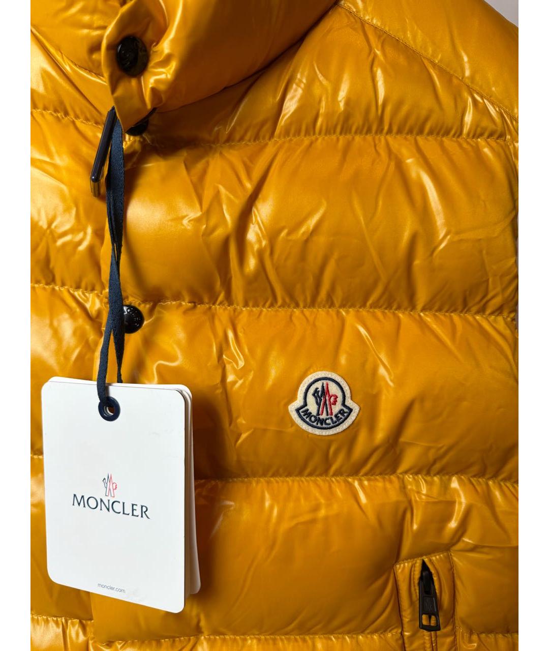 MONCLER Горчичный полиамидовый жилет, фото 2