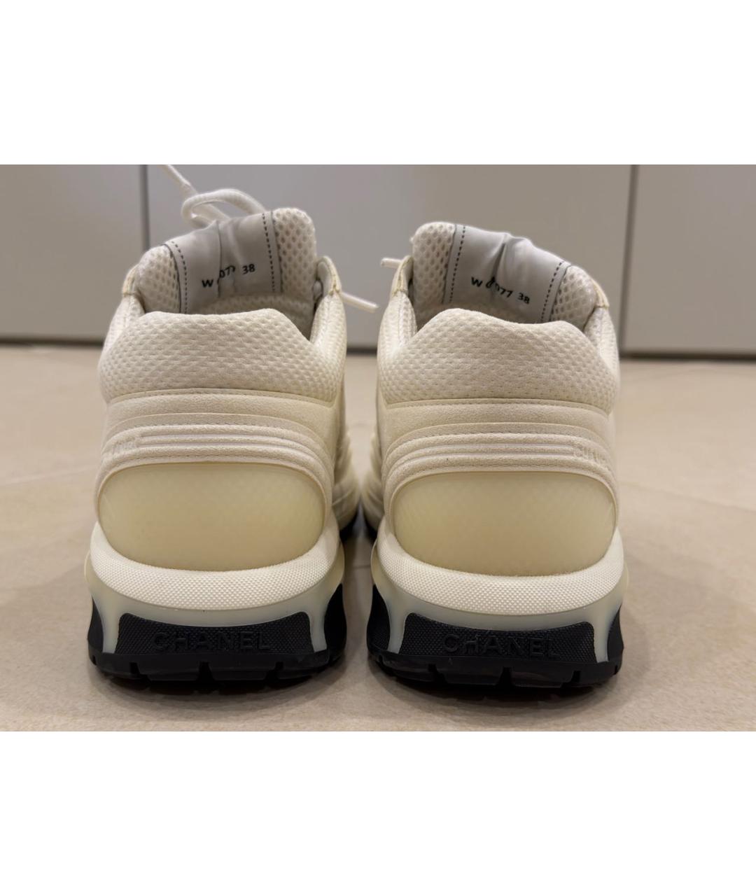 CHANEL Белые кожаные кроссовки, фото 4