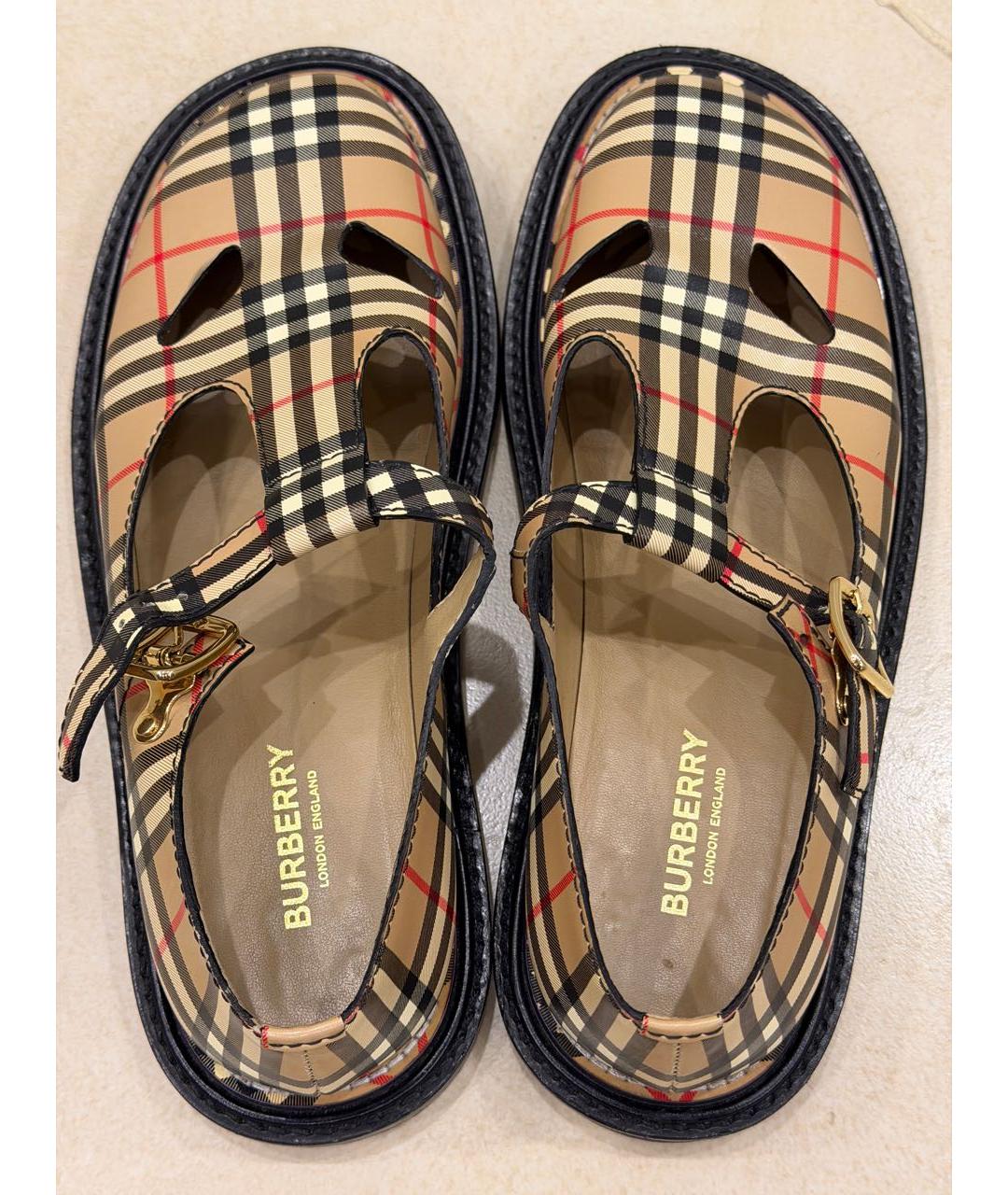 BURBERRY Бежевые кожаные туфли, фото 3