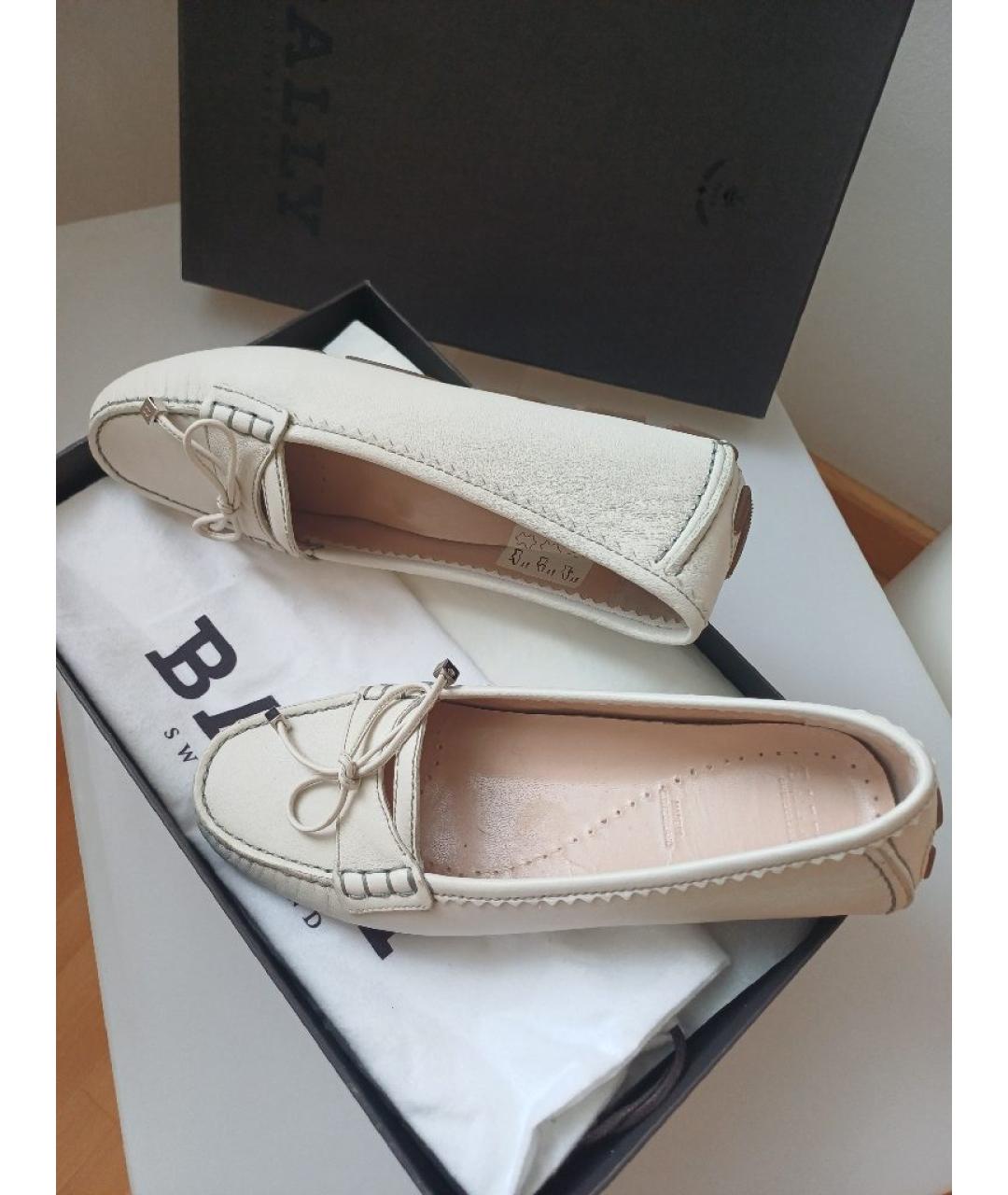 BALLY Белые кожаные мокасины, фото 4