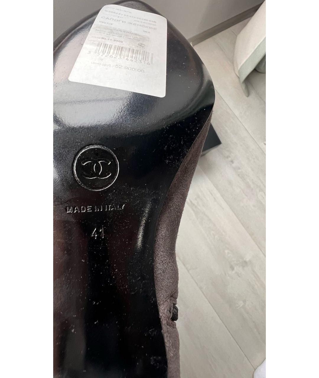 CHANEL Серые замшевые сапоги, фото 5