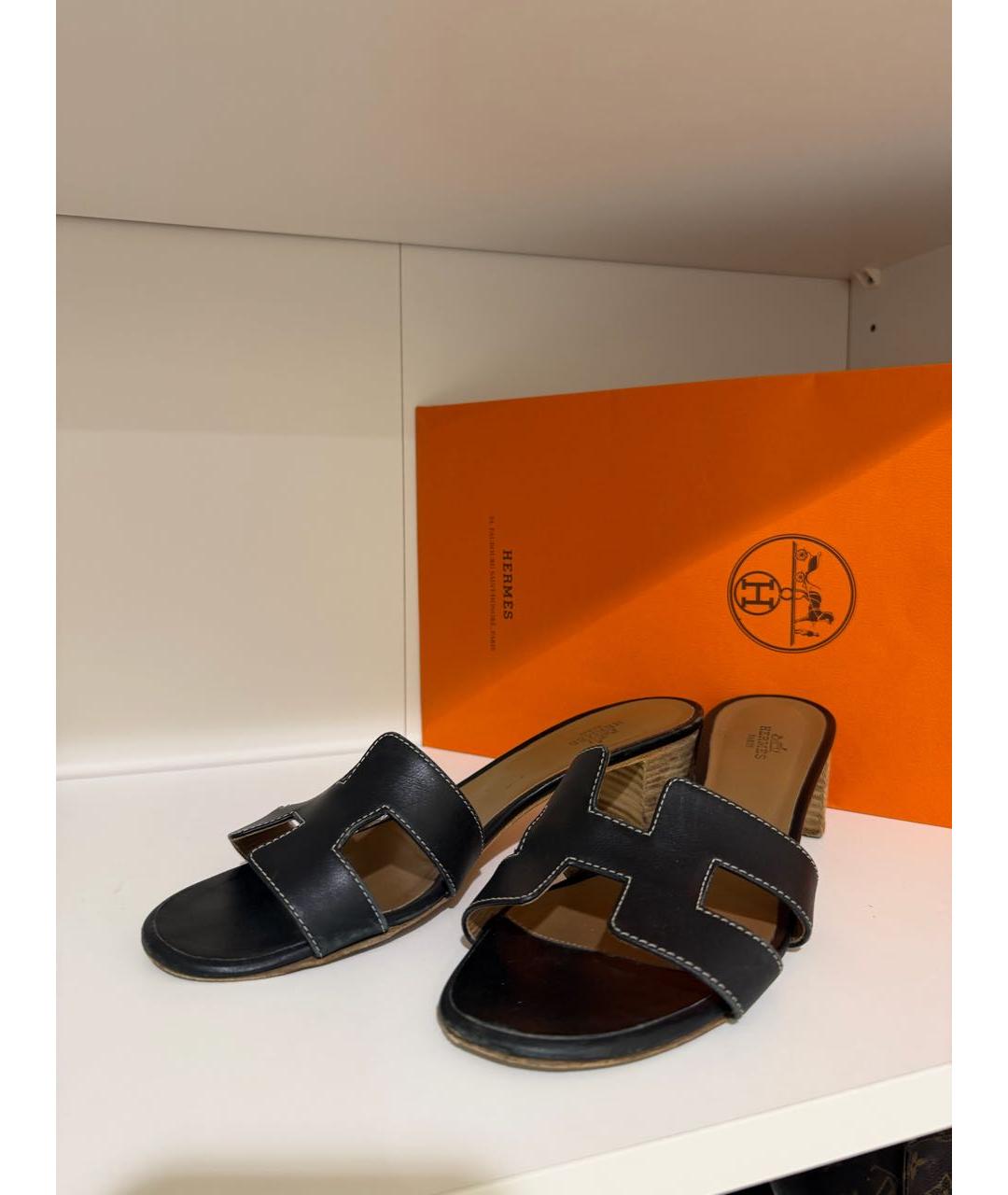 HERMES Черные кожаные мюли, фото 2