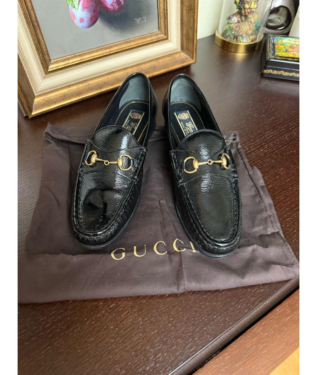 GUCCI Черные лоферы из лакированной кожи, фото 2