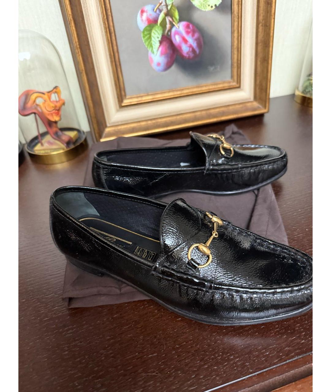 GUCCI Черные лоферы из лакированной кожи, фото 3