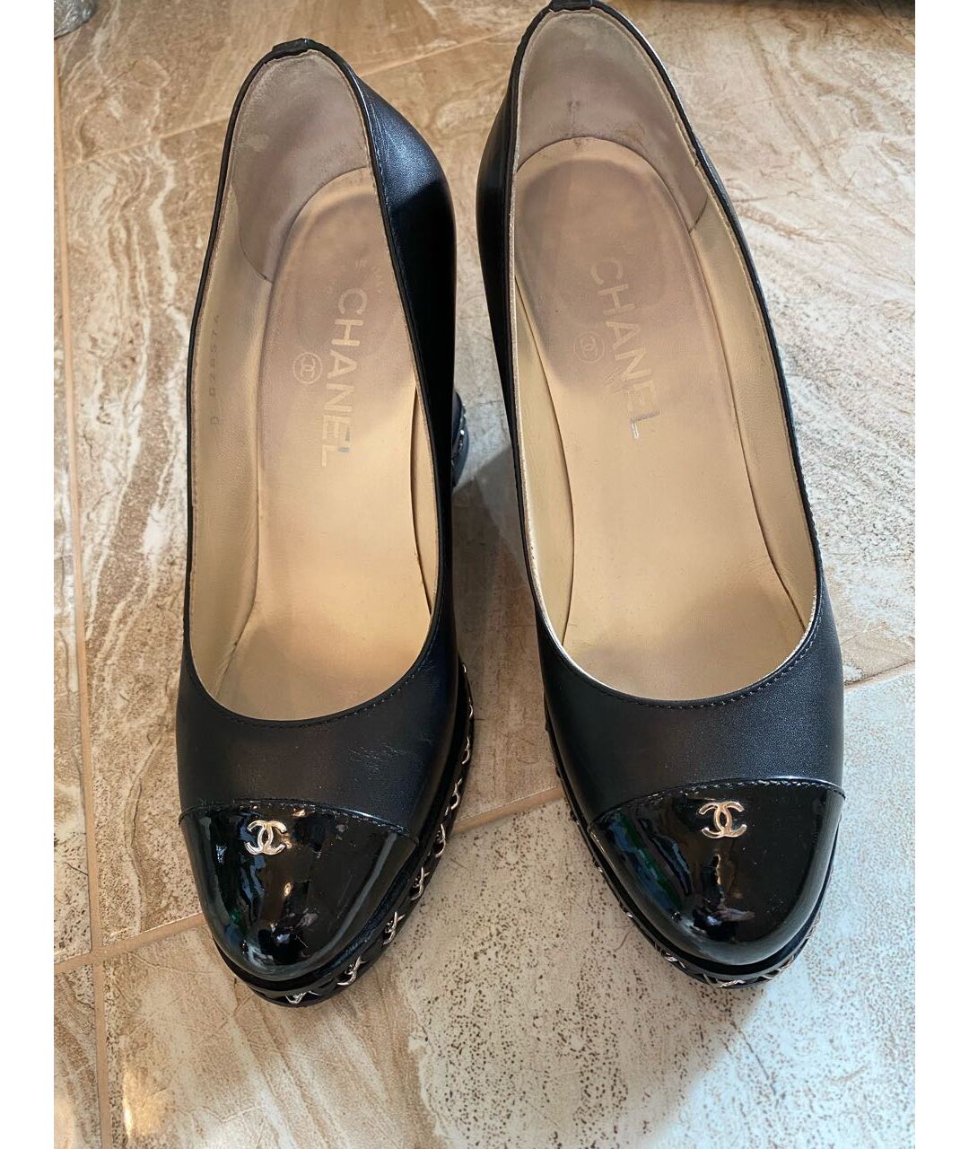 CHANEL Черные кожаные туфли, фото 5
