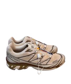 SALOMON Низкие кроссовки / кеды