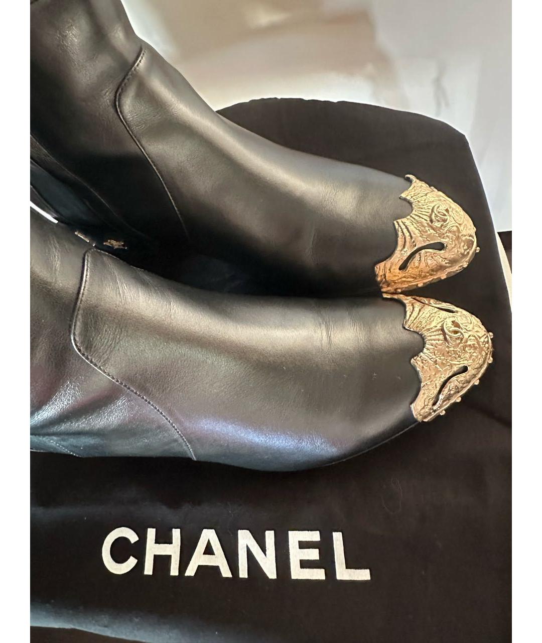 CHANEL Черные кожаные ботфорты, фото 3