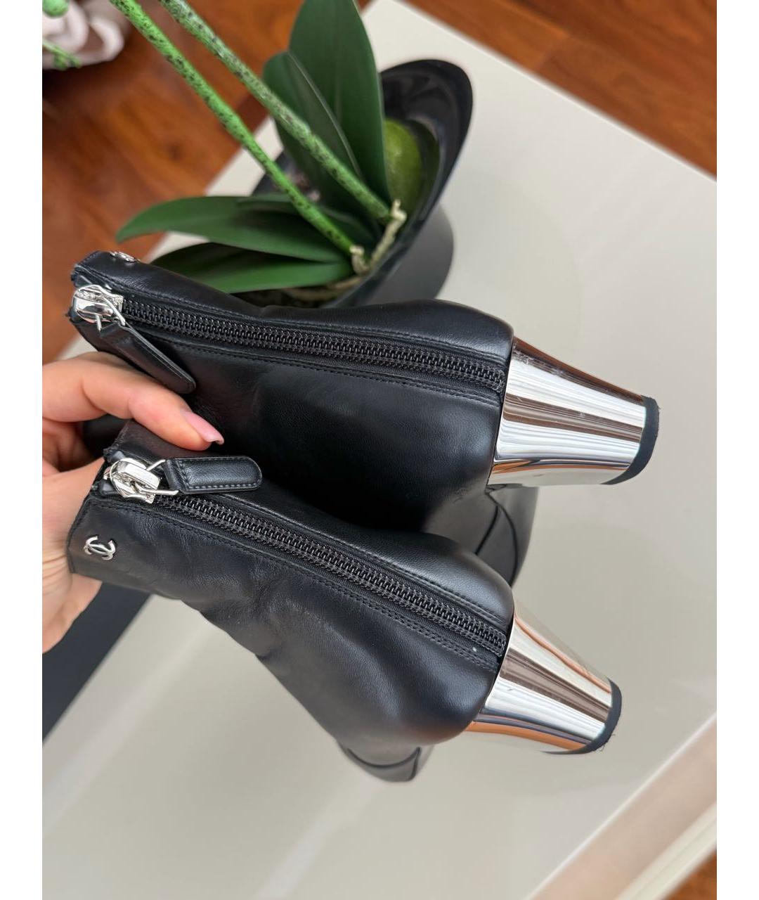 CHANEL Черные кожаные ботильоны, фото 4