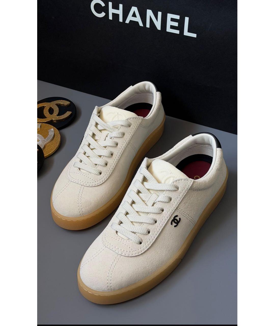 CHANEL Бежевые замшевые кеды, фото 2