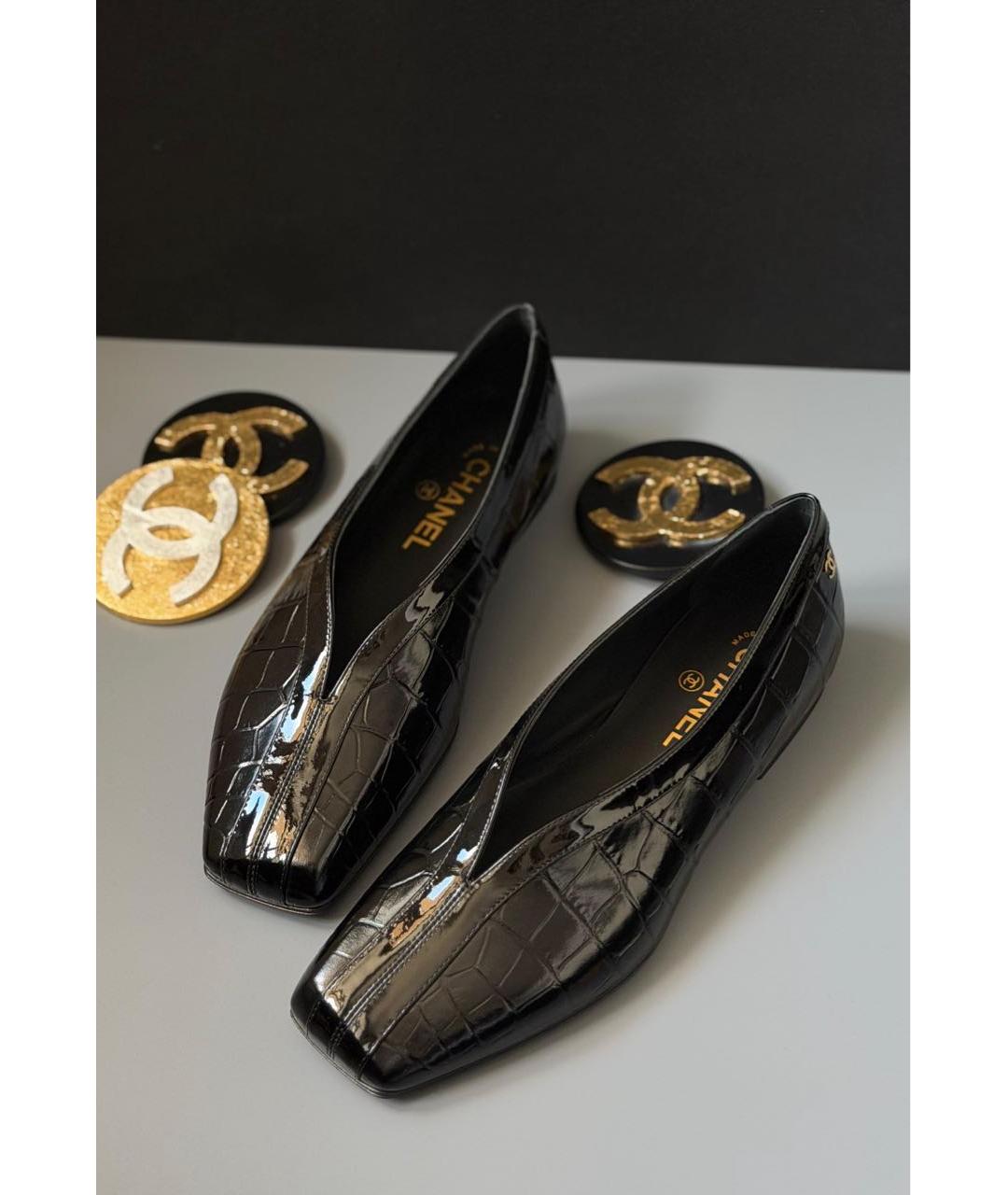 CHANEL Черные кожаные лоферы, фото 3