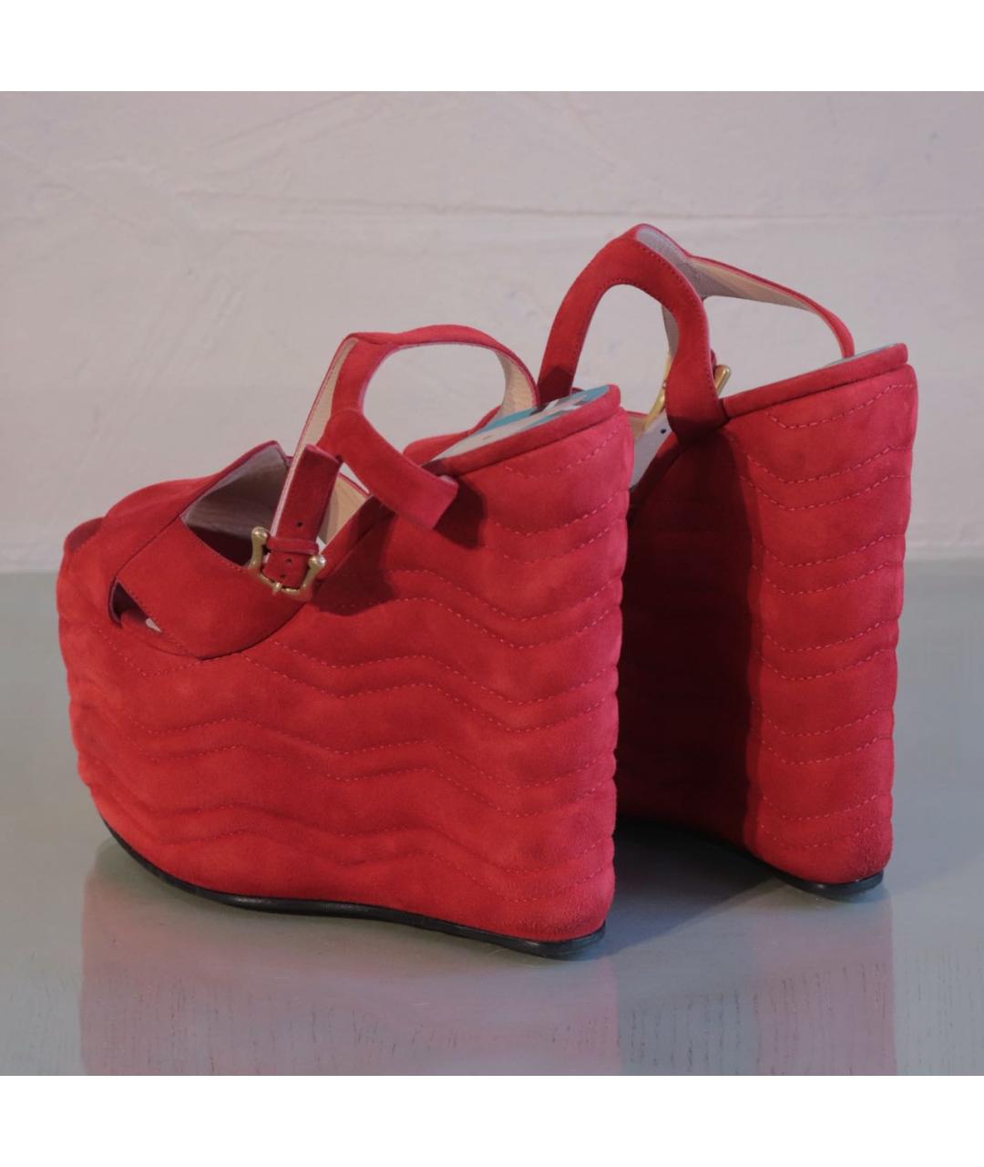 GUCCI Красные замшевые босоножки, фото 5