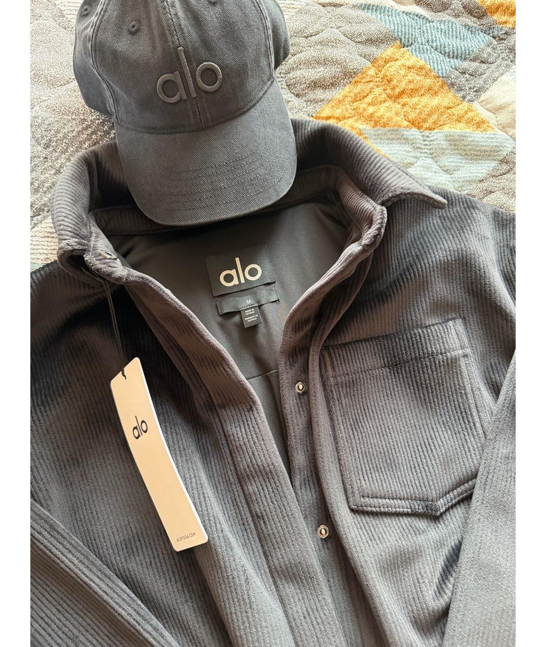 ALO YOGA Черная велюровая куртка, фото 3