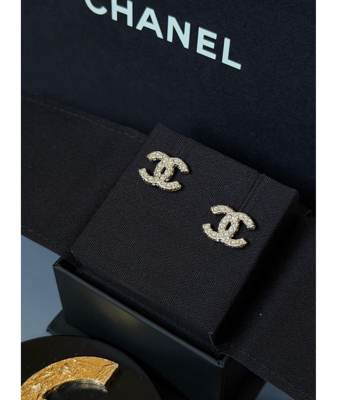 CHANEL Бежевые серьги, фото 2
