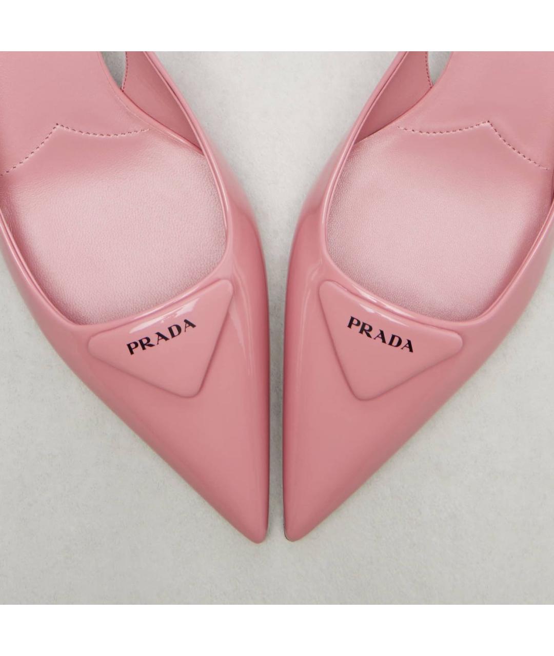 PRADA Розовые лодочки на низком каблуке из лакированной кожи, фото 2