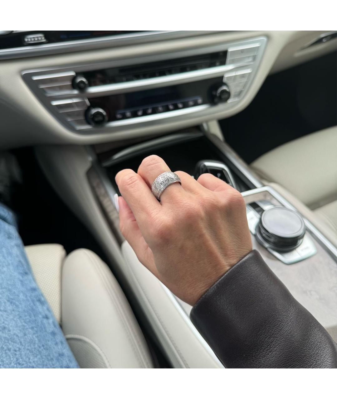 BVLGARI Белое кольцо из белого золота, фото 4
