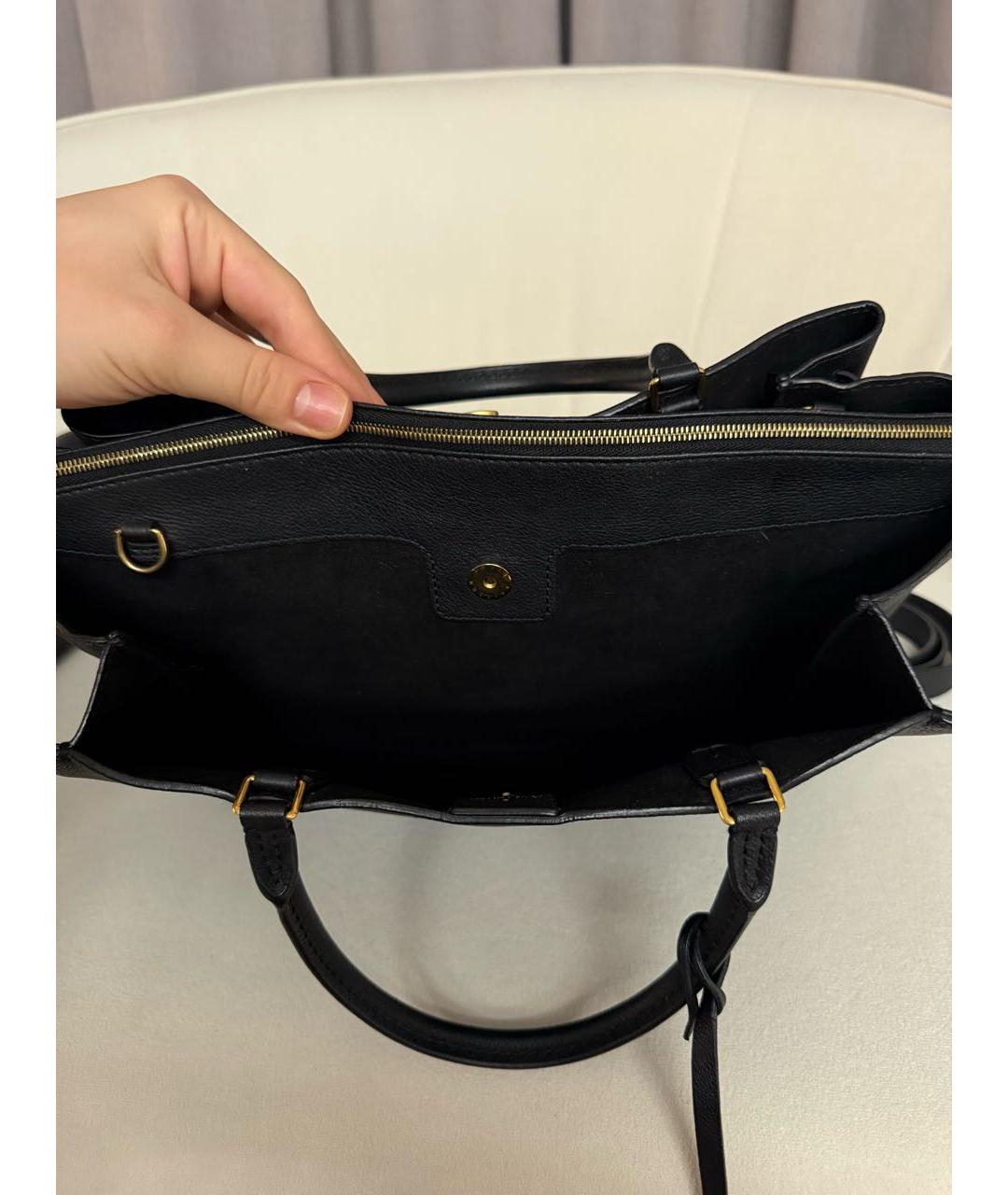 LOUIS VUITTON Черная кожаная сумка с короткими ручками, фото 3