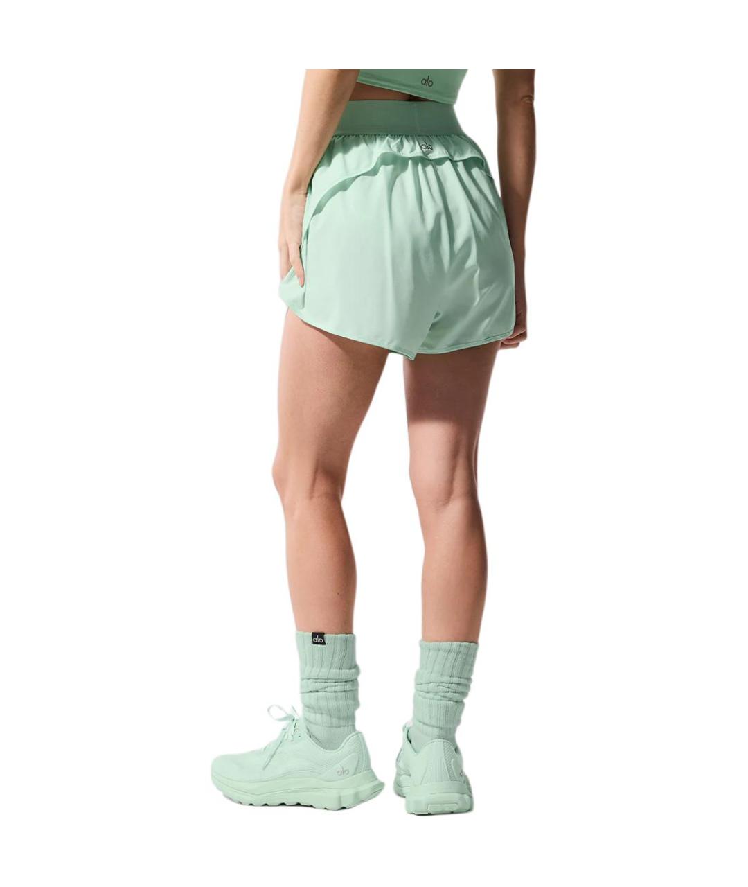 ALO YOGA Салатовые спортивные брюки и шорты, фото 3