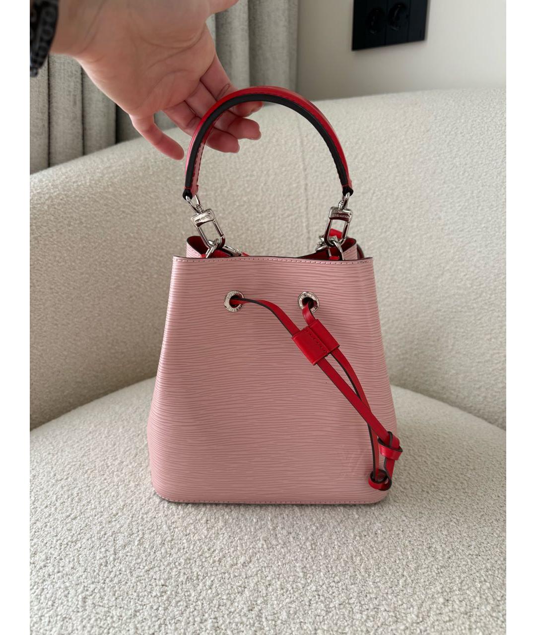 LOUIS VUITTON Коралловая кожаная сумка с короткими ручками, фото 2