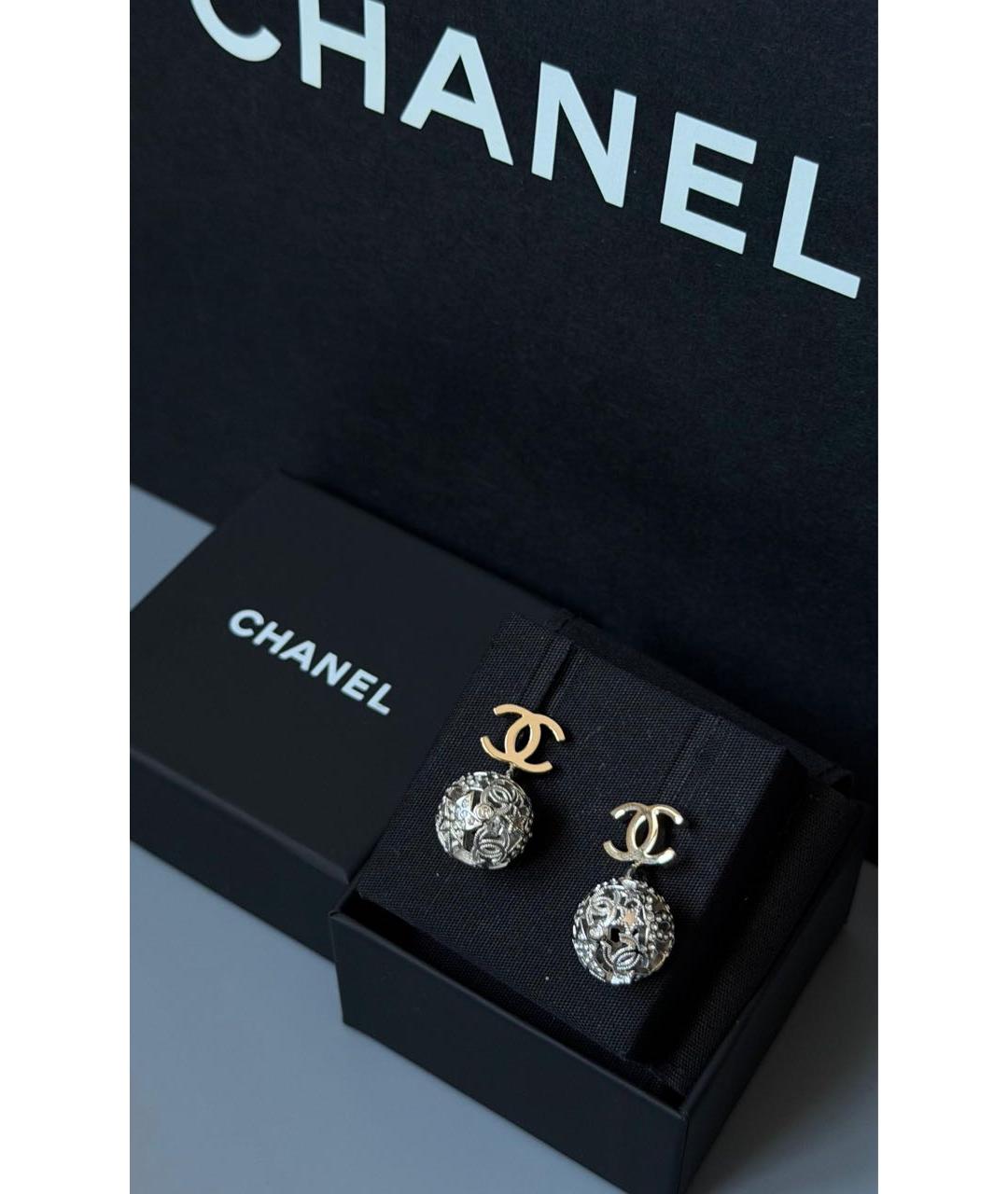 CHANEL Золотые металлические серьги, фото 2
