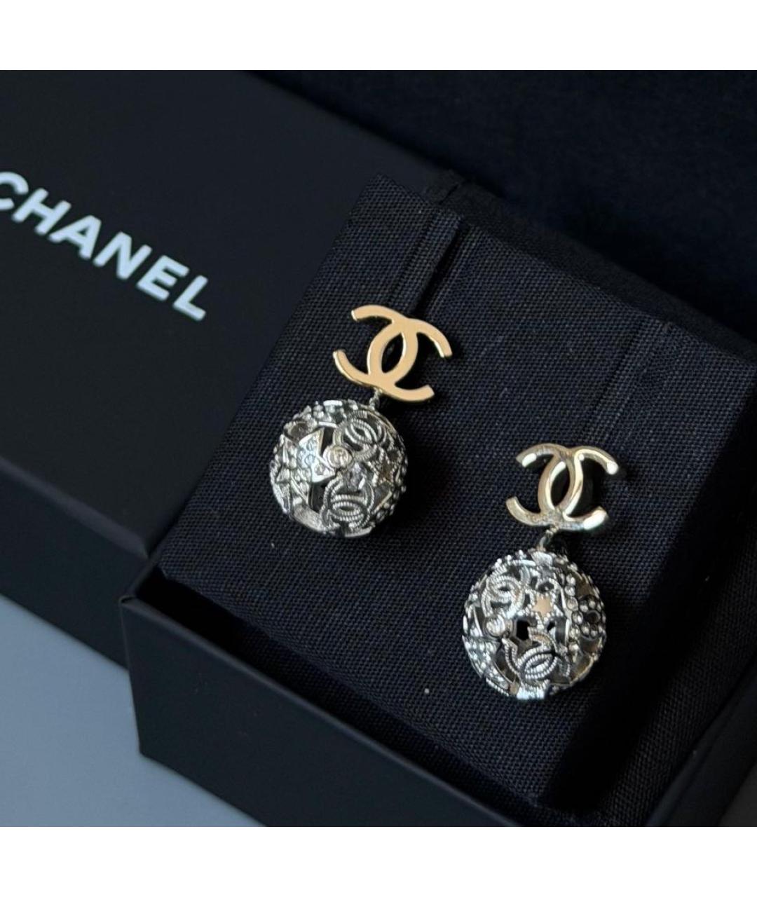 CHANEL Золотые металлические серьги, фото 3